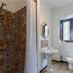 Sintra1012 Boutique Bed & Breakfast