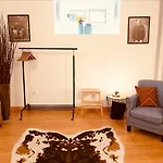 Sintra1012 Boutique Bed & Breakfast 4*