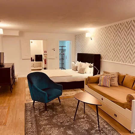 Bed & Breakfast Sintra1012 Boutique 3*