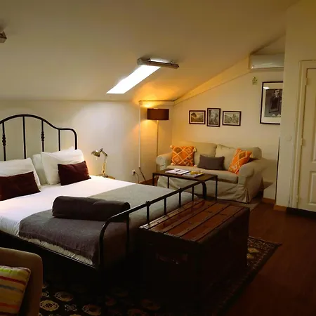 Sintra1012 Boutique Bed & Breakfast 4*