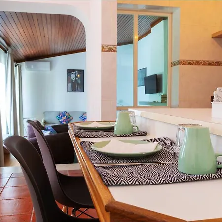 Oda ve Kahvaltı Sintra1012 Boutique 4*